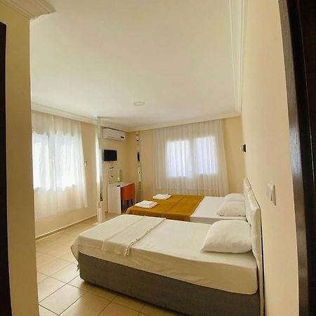 Mandarin Beach Hotel Гумулдур Екстериор снимка