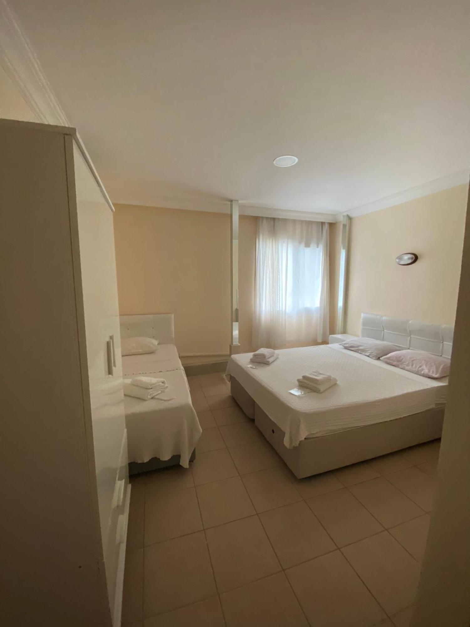 Mandarin Beach Hotel Гумулдур Екстериор снимка