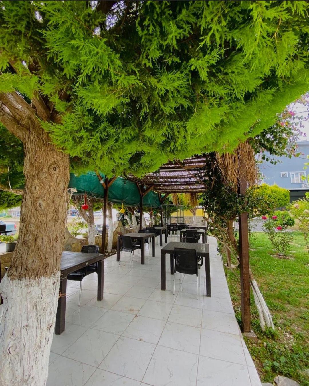 Mandarin Beach Hotel Гумулдур Екстериор снимка