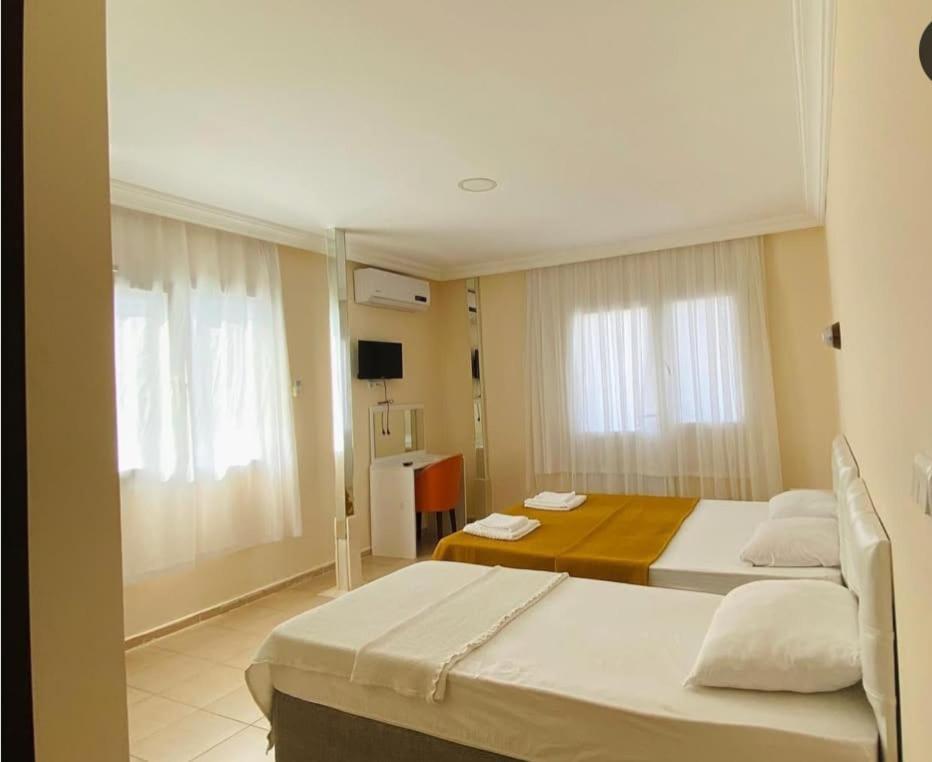 Mandarin Beach Hotel Гумулдур Екстериор снимка